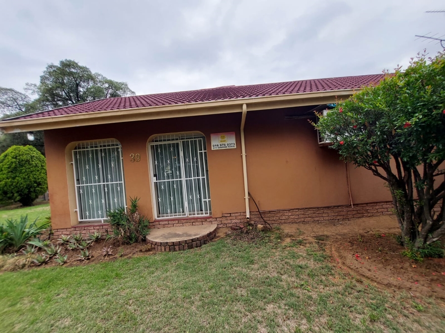 4 Bedroom Property for Sale in Vaalpark Free State